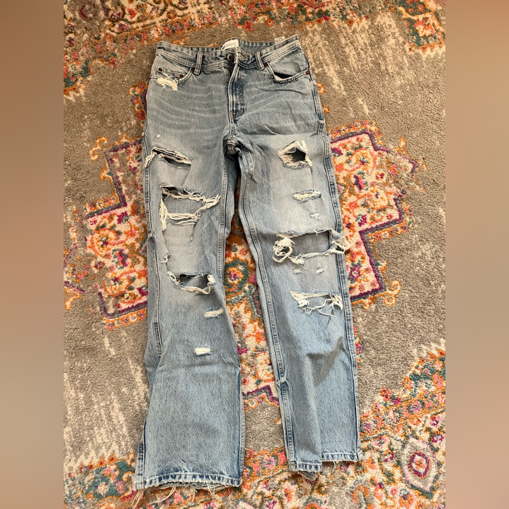 ZARA Ripped Boyfreind Jeans Size 2